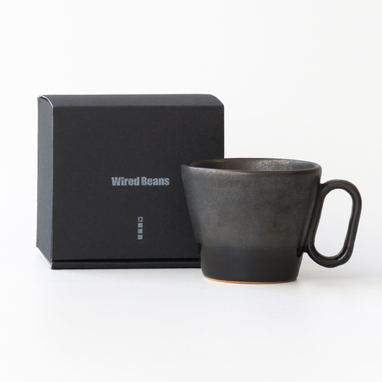 生涯を添い遂げるマグ 薩摩焼 帖佐窯 うるみ釉 黒薩摩 うるみ釉 large image number 1