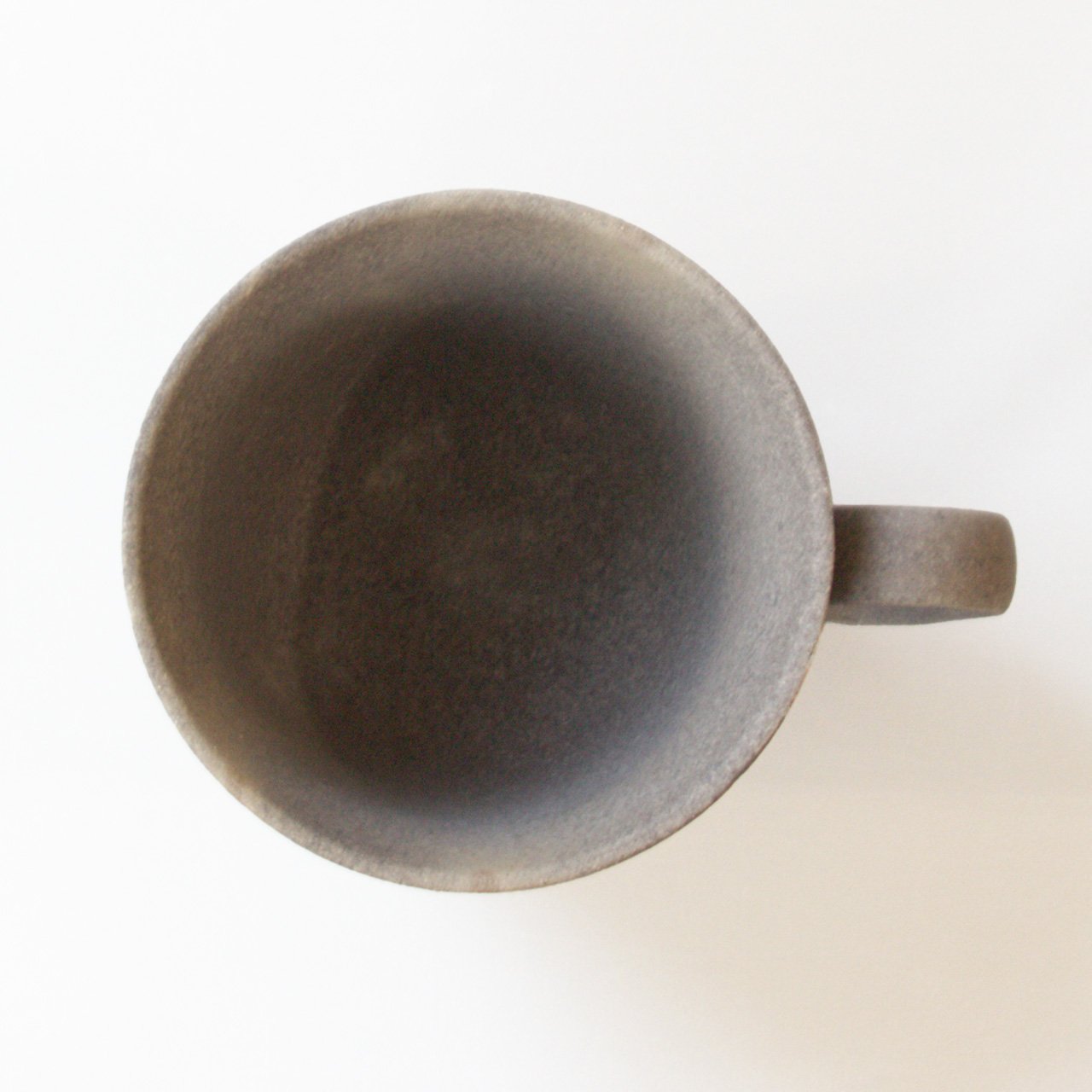 生涯を添い遂げるマグ 再生備前 三石窯 緋襷 ブラック 杉箱入り ブラック large image number 4