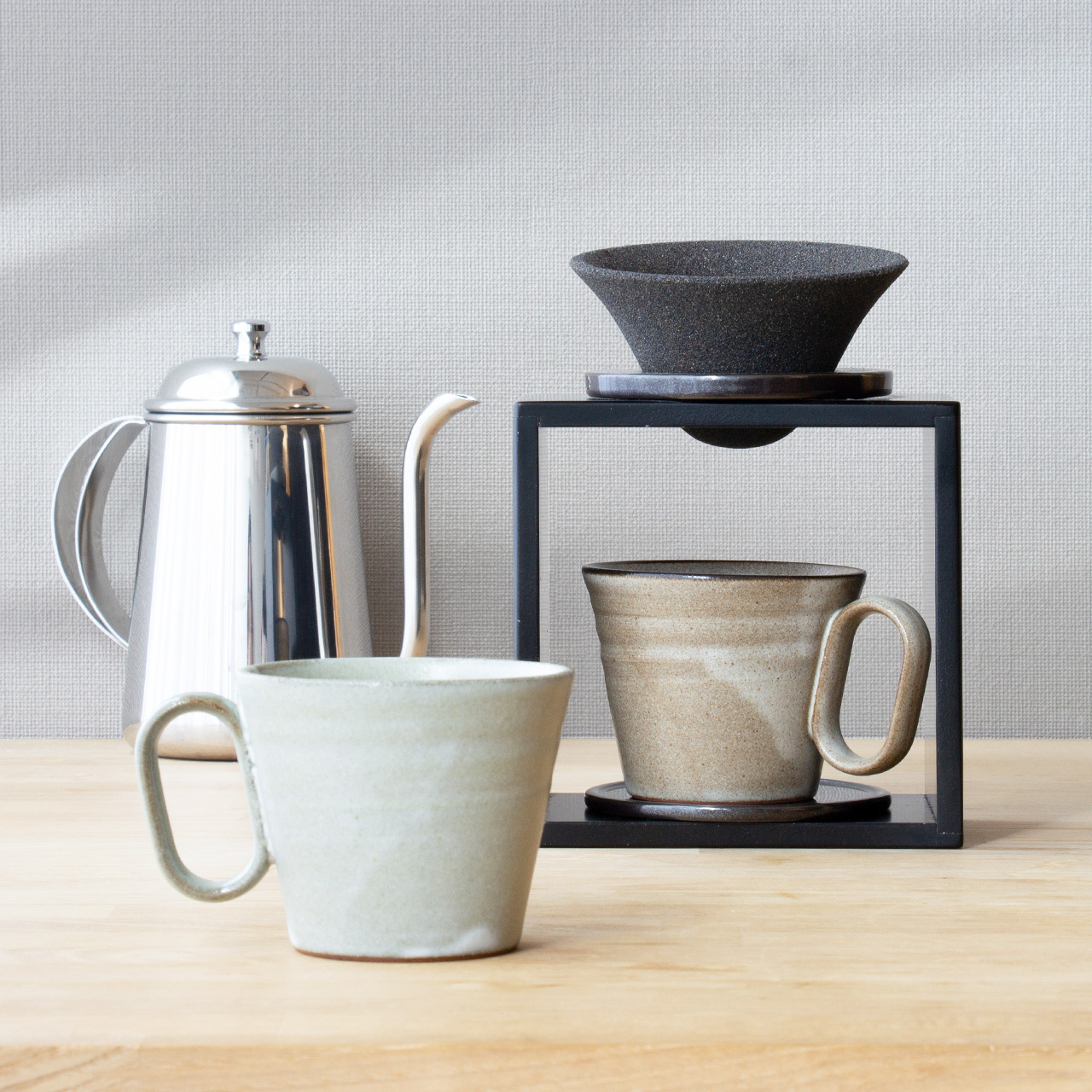 生涯を添い遂げるマグ 内原野焼 陽和工房 ペアセット 卯の花・白茶 ギフトボックス入り 卯の花・白茶 large image number 2