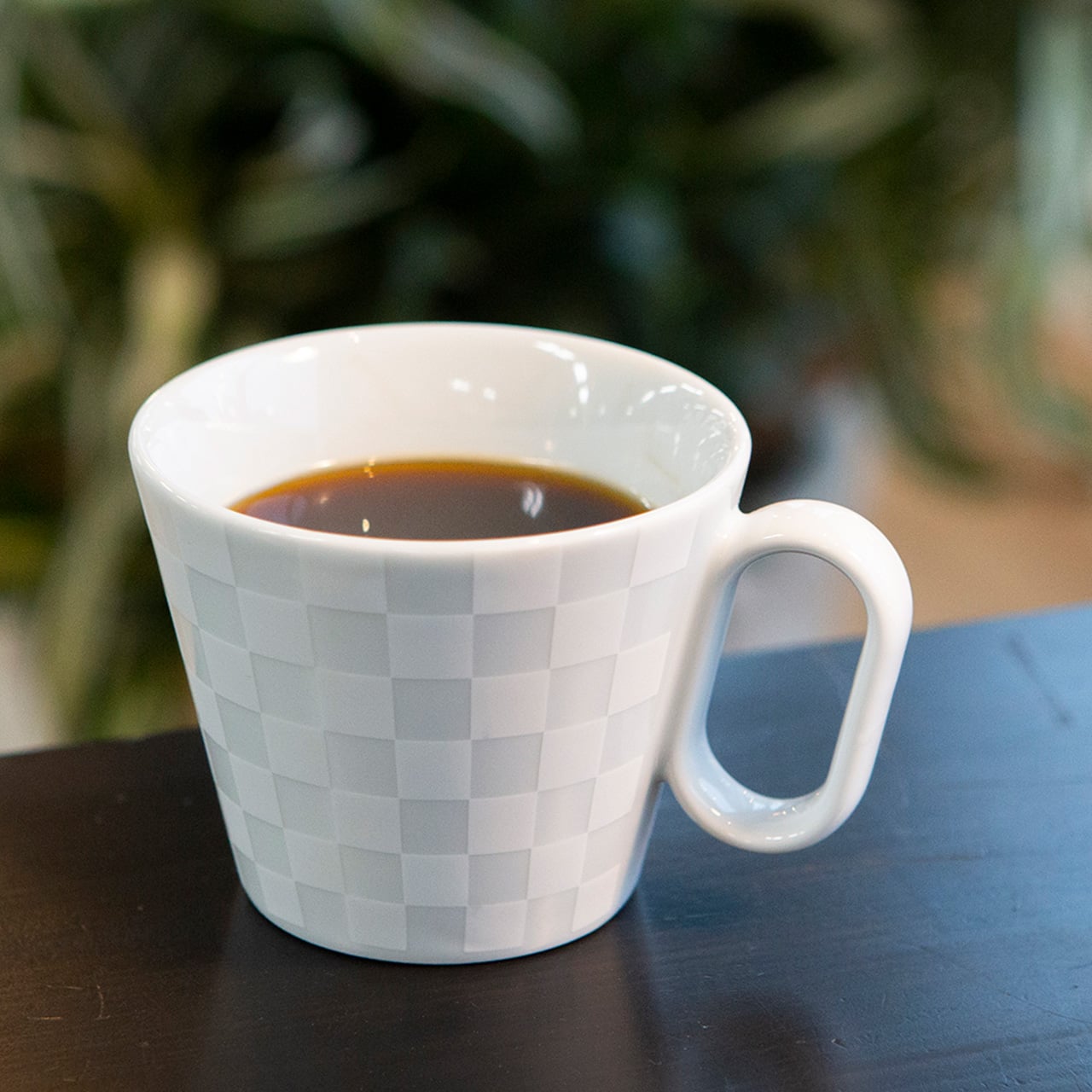 生涯を添い遂げるマグ 有田焼 レギュラー 市松 ホワイト ( 艶 ) マグカップ コーヒーカップ 磁器 日本製 佐賀 image number 3