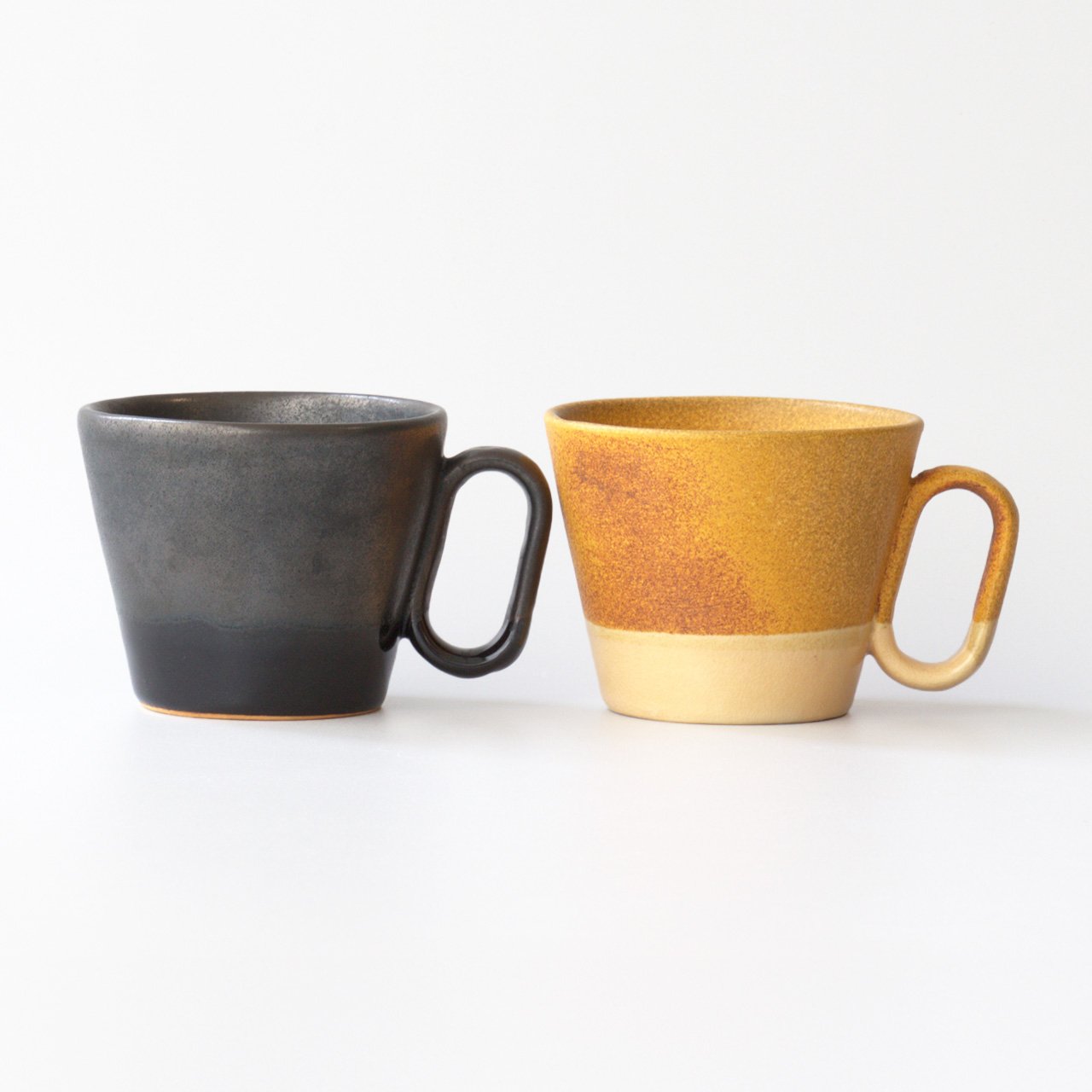 生涯を添い遂げるマグ 薩摩焼 帖佐窯 ペアセット うるみ釉 黒薩摩・伊羅保釉 白薩摩 ギフトボックス入り