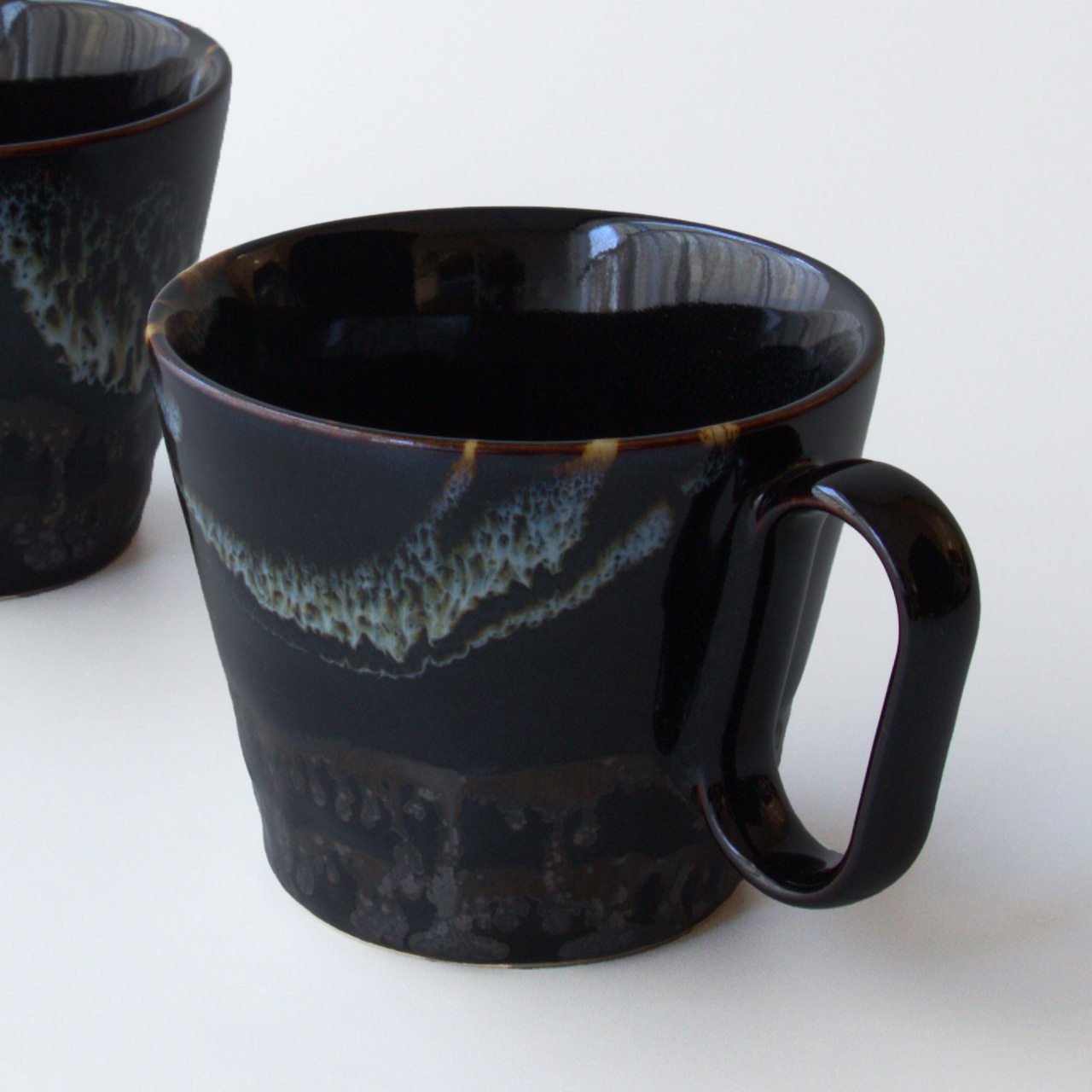 生涯を添い遂げるマグ 小峰焼 八衛門窯 ブラック  large image number 2