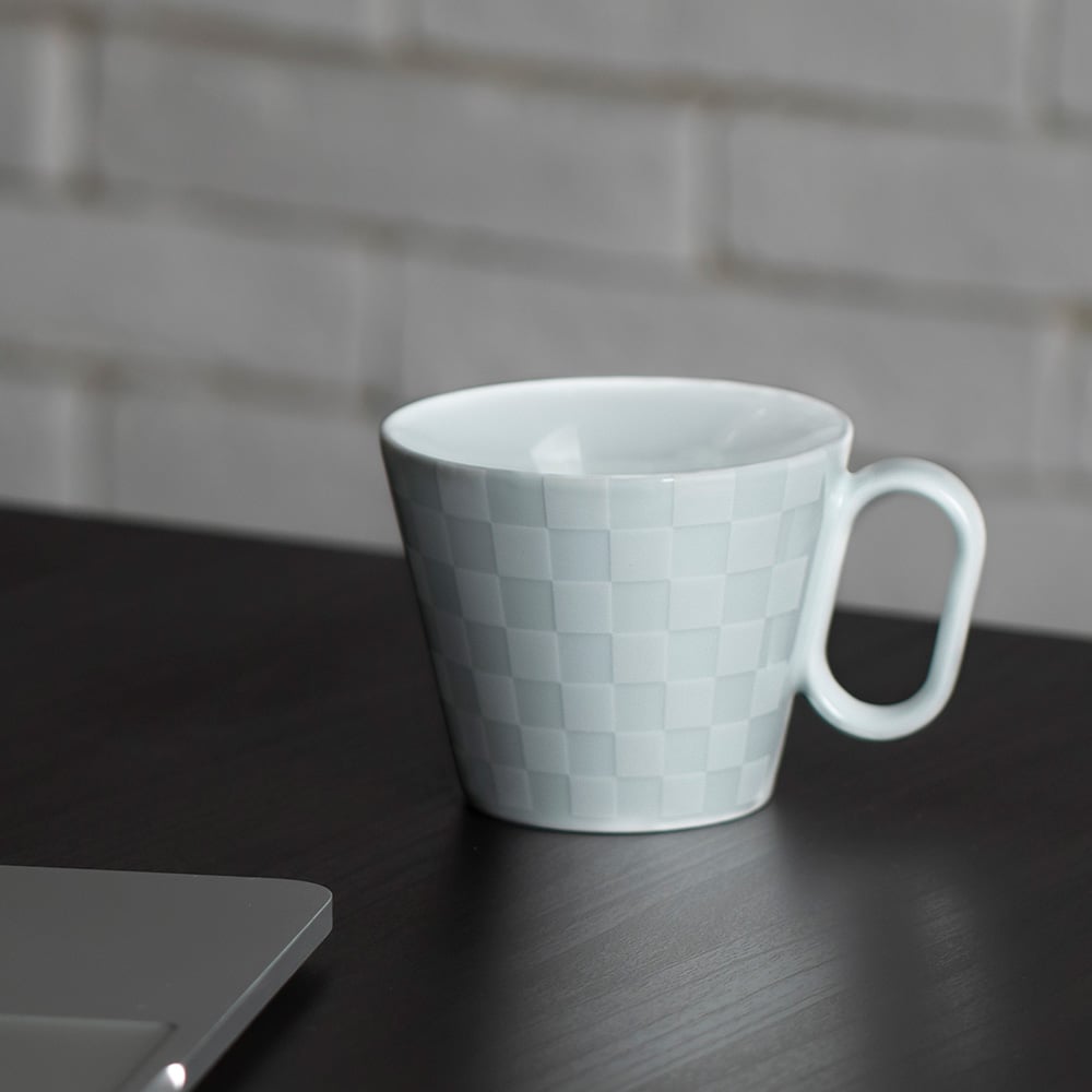生涯を添い遂げるマグ 有田焼 レギュラー 市松 ホワイト ( 艶 ) マグカップ コーヒーカップ 磁器 日本製 佐賀 image number 4