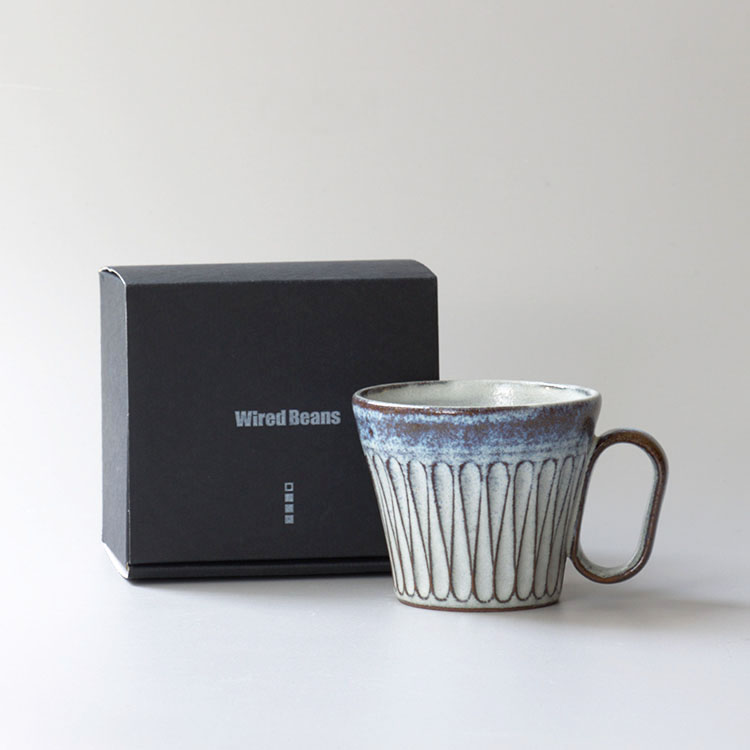 Wired Beans ワイヤードビーンズ 生涯を添い遂げるマグ 丹波焼 しのぎ ブルー 生涯補償付き マグカップ コーヒーカップ 陶器 日本製 職人 手づくり 兵庫 大熊窯遂げるマグ 丹波焼 しのぎ ブルー マグカップ コーヒーカップ 陶器 日本製 職人 手づくり 兵庫 大熊窯 生涯補償 image number 1