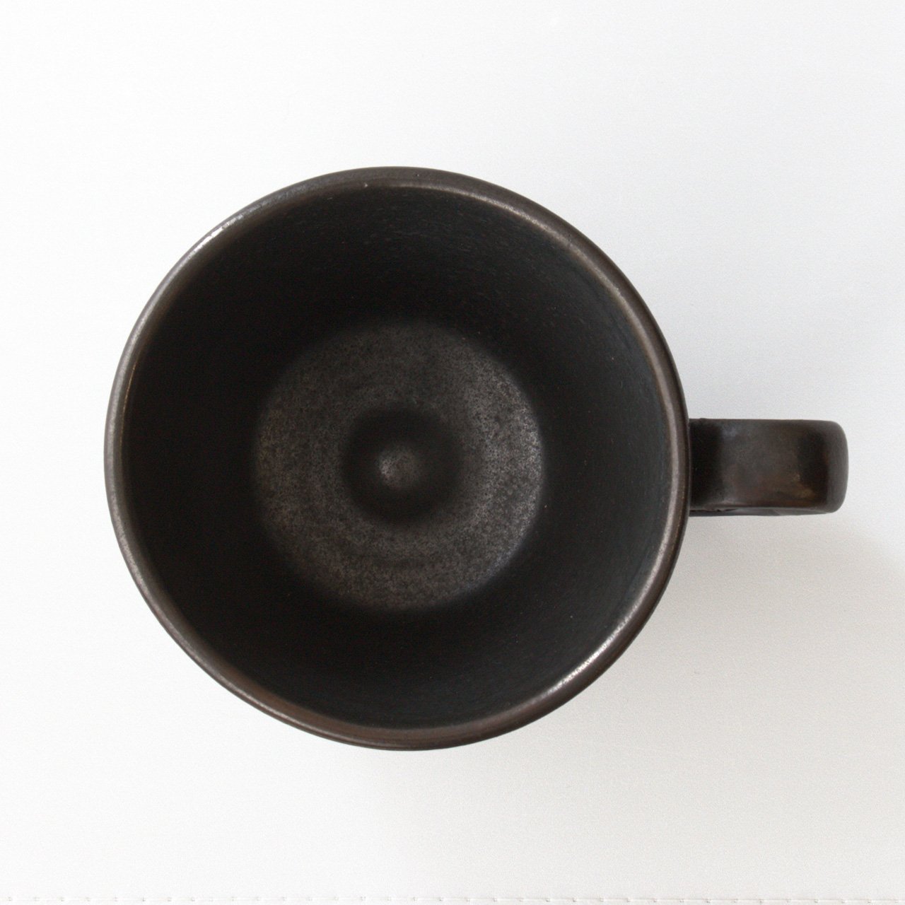 【杉箱入り】生涯を添い遂げるマグ 薩摩焼 帖佐窯 うるみ釉 黒薩摩 うるみ釉 large image number 5