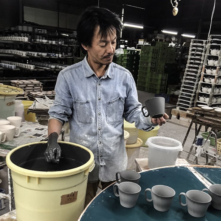 生涯を添い遂げるマグ 有田焼 レギュラー 市松 ホワイト ( 艶 ) マグカップ コーヒーカップ 磁器 日本製 佐賀 職人 辻与製陶所 image number 9