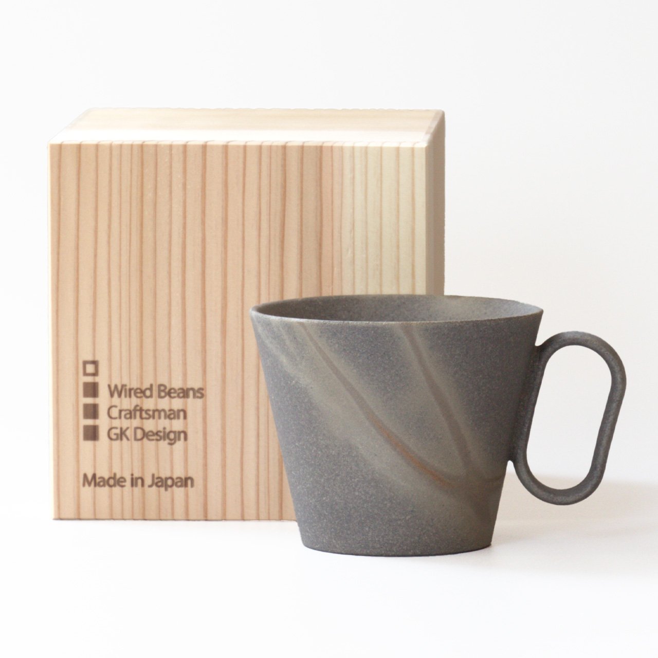 生涯を添い遂げるマグ 再生備前 三石窯 緋襷 ブラック 杉箱入り ブラック large image number 1