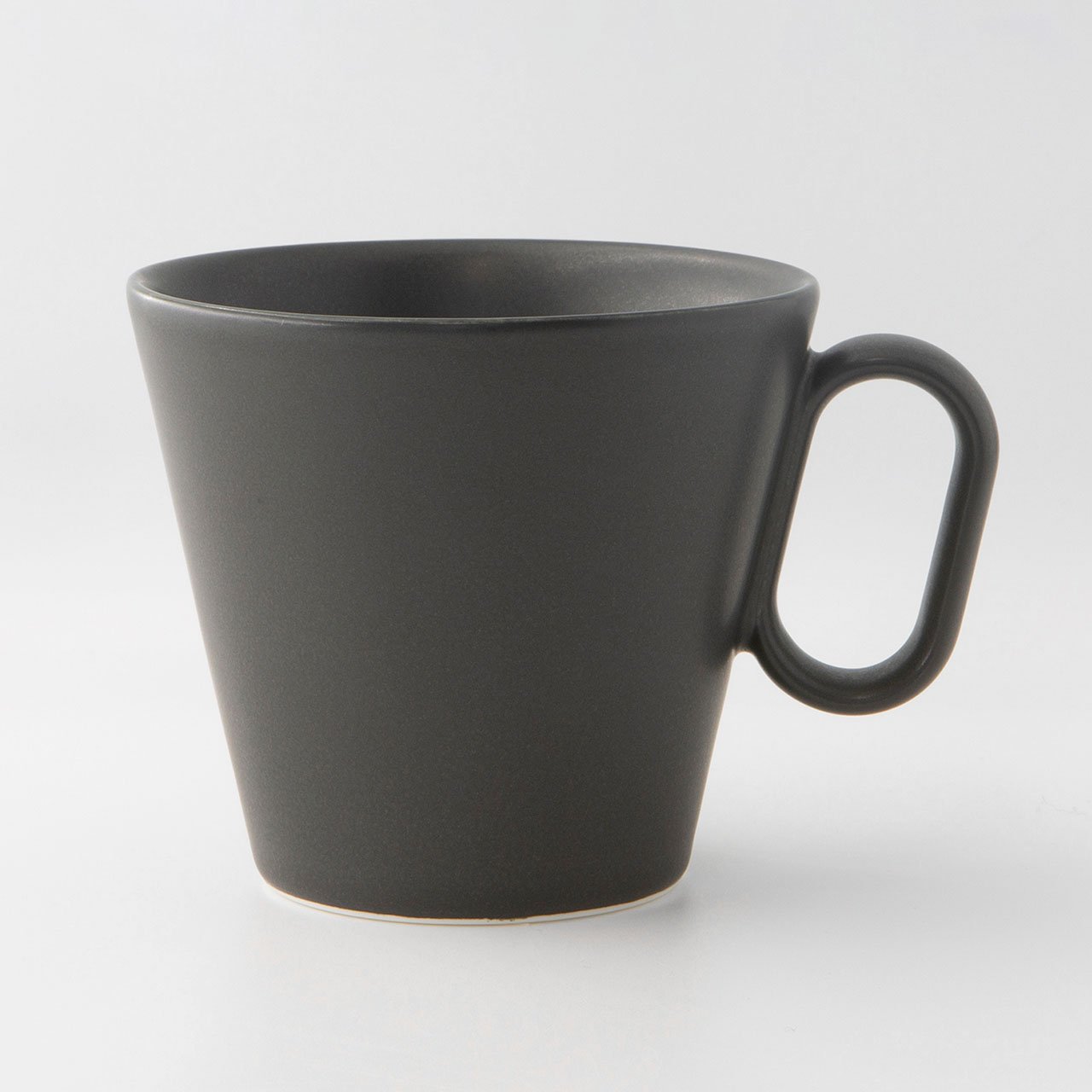 生涯を添い遂げるマグ 有田焼 ラージ ブラックマット